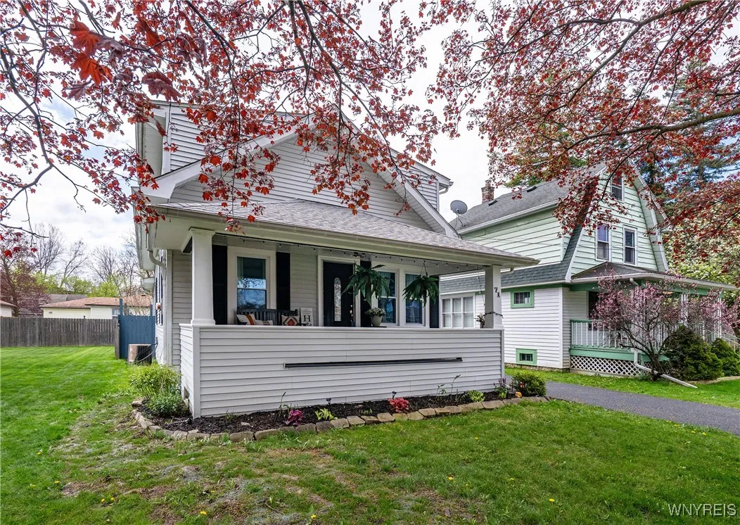 71 Klaum Avenue, North Tonawanda, New York 14120, North Tonawanda, New York 14120, 4 Bedrooms Bedrooms, 10 Rooms Rooms,2 BathroomsBathrooms,Residential,Closed,71 Klaum Avenue, North Tonawanda, New York 14120,0,B1604574