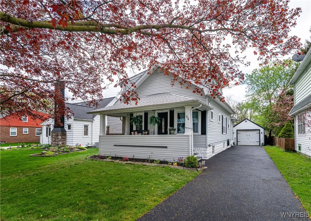 71 Klaum Avenue, North Tonawanda, New York 14120, North Tonawanda, New York 14120, 4 Bedrooms Bedrooms, 10 Rooms Rooms,2 BathroomsBathrooms,Residential,Closed,71 Klaum Avenue, North Tonawanda, New York 14120,0,B1604574