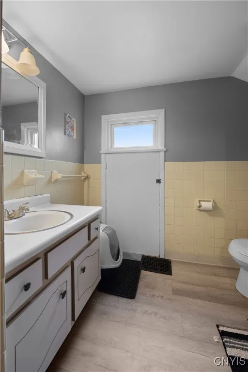 97 West Seneca Street, Oswego-city, New York 13126, Oswego, New York 13126, 3 Bedrooms Bedrooms, 6 Rooms Rooms,1 BathroomBathrooms,Residential,Closed,97 West Seneca Street, Oswego-city, New York 13126,0,S1601475