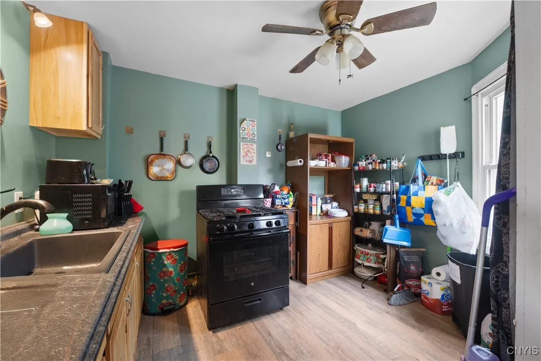 97 West Seneca Street, Oswego-city, New York 13126, Oswego, New York 13126, 3 Bedrooms Bedrooms, 6 Rooms Rooms,1 BathroomBathrooms,Residential,Closed,97 West Seneca Street, Oswego-city, New York 13126,0,S1601475