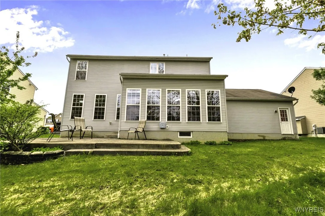 2233 Fox Chase Road, Hamburg, New York 14085, Hamburg, New York 14085, 4 Bedrooms Bedrooms, 9 Rooms Rooms,2 BathroomsBathrooms,Residential,Closed,2233 Fox Chase Road, Hamburg, New York 14085,0,B1603056