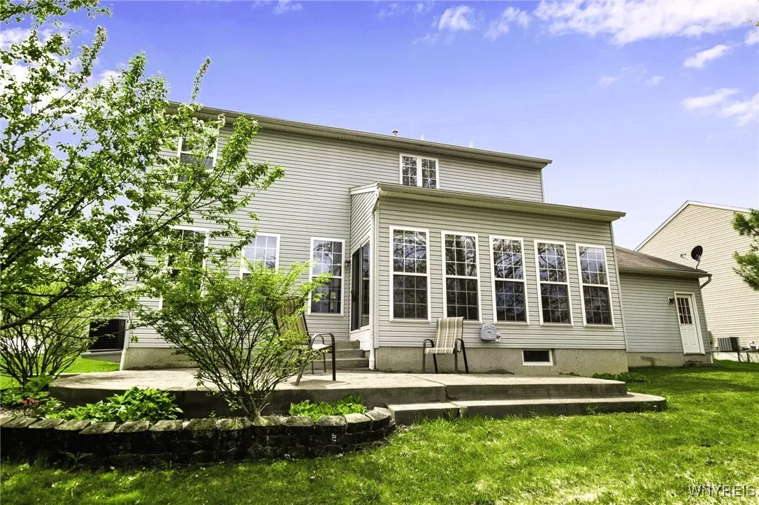 2233 Fox Chase Road, Hamburg, New York 14085, Hamburg, New York 14085, 4 Bedrooms Bedrooms, 9 Rooms Rooms,2 BathroomsBathrooms,Residential,Closed,2233 Fox Chase Road, Hamburg, New York 14085,0,B1603056