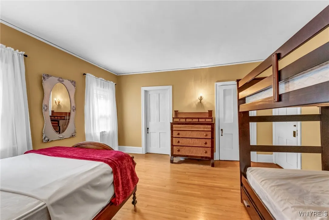 11919 Versailles Silver Crk Road, Perrysburg, New, Perrysburg, New York 14129, 5 Bedrooms Bedrooms, 20 Rooms Rooms,3 BathroomsBathrooms,Residential,Closed,11919 Versailles Silver Crk Road, Perrysburg, New ,0,B1605071
