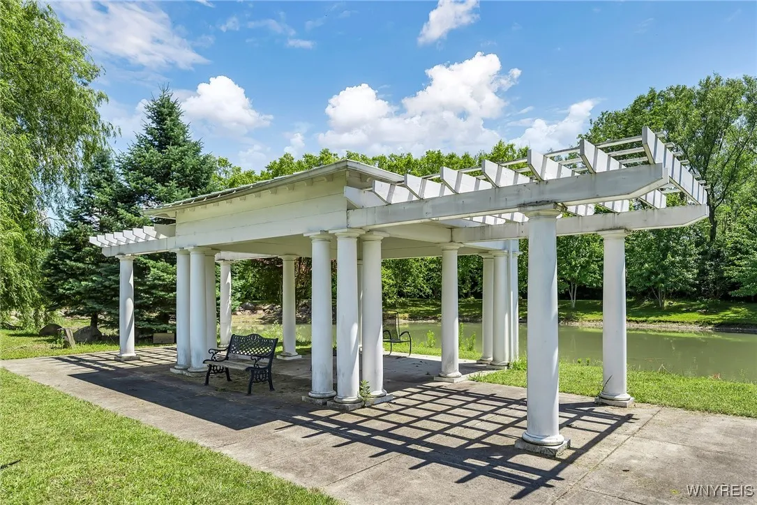 11919 Versailles Silver Crk Road, Perrysburg, New, Perrysburg, New York 14129, 5 Bedrooms Bedrooms, 20 Rooms Rooms,3 BathroomsBathrooms,Residential,Closed,11919 Versailles Silver Crk Road, Perrysburg, New ,0,B1605071