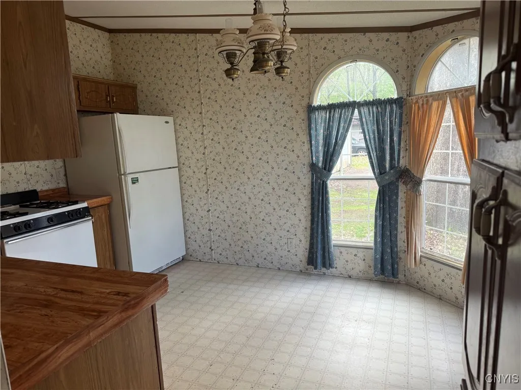23 Sixberry Road, Schroeppel, New York 13132, Schroeppel, New York 13132, 3 Bedrooms Bedrooms, 8 Rooms Rooms,2 BathroomsBathrooms,Residential,Closed,23 Sixberry Road, Schroeppel, New York 13132,0,S1605005
