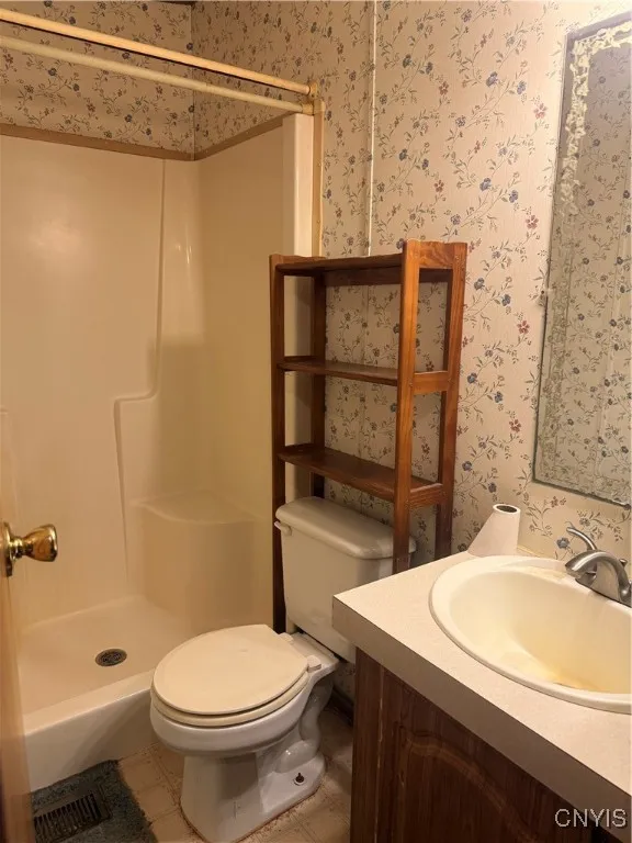 23 Sixberry Road, Schroeppel, New York 13132, Schroeppel, New York 13132, 3 Bedrooms Bedrooms, 8 Rooms Rooms,2 BathroomsBathrooms,Residential,Closed,23 Sixberry Road, Schroeppel, New York 13132,0,S1605005