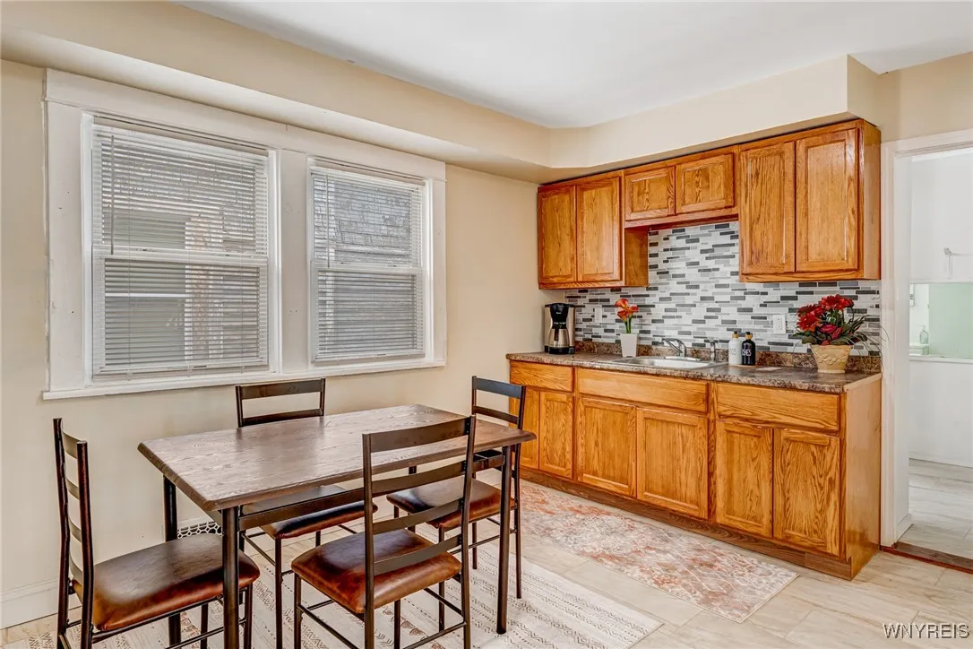 233 Stevens Avenue, Buffalo, New York 14215, Buffalo, New York 14215, 4 Bedrooms Bedrooms, 9 Rooms Rooms,1 BathroomBathrooms,Residential,Closed,233 Stevens Avenue, Buffalo, New York 14215,B1605201