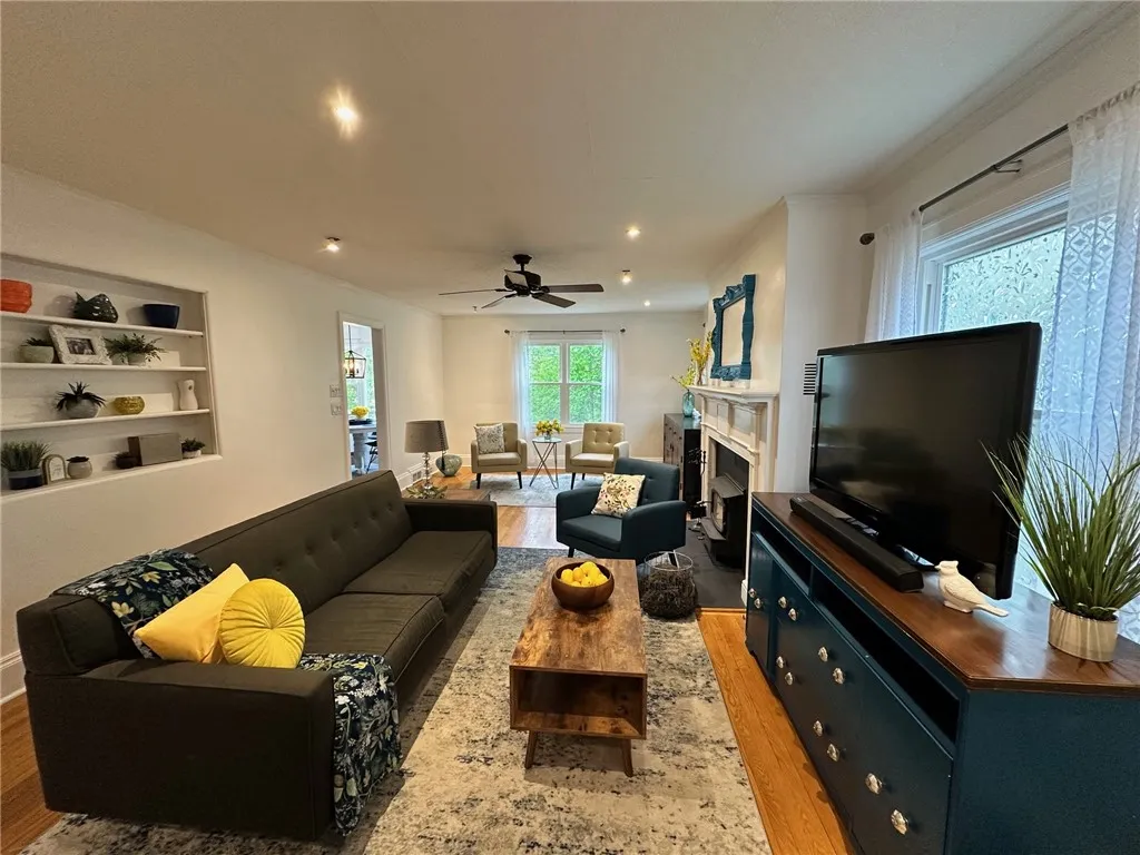 27 Nelson Avenue, Wellsville, New York 14895, Wellsville, New York 14895, 4 Bedrooms Bedrooms, 11 Rooms Rooms,2 BathroomsBathrooms,Residential,Closed,27 Nelson Avenue, Wellsville, New York 14895,0,R1605251