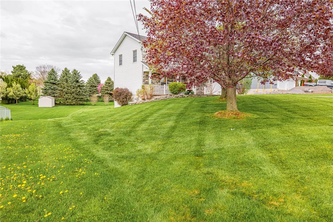 1430 Erie Station Road, Henrietta, New York 14467, Henrietta, New York 14467, 4 Bedrooms Bedrooms, 7 Rooms Rooms,1 BathroomBathrooms,Residential,Closed,1430 Erie Station Road, Henrietta, New York 14467,0,R1604202