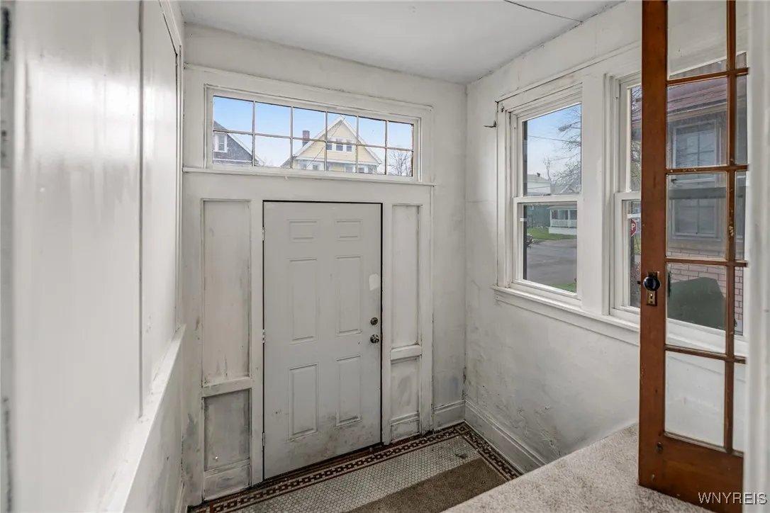 329 Jewett Avenue, Buffalo, New York 14214, Buffalo, New York 14214, 4 Bedrooms Bedrooms, ,4 BathroomsBathrooms,Residential,Closed,329 Jewett Avenue, Buffalo, New York 14214,0,B1605386