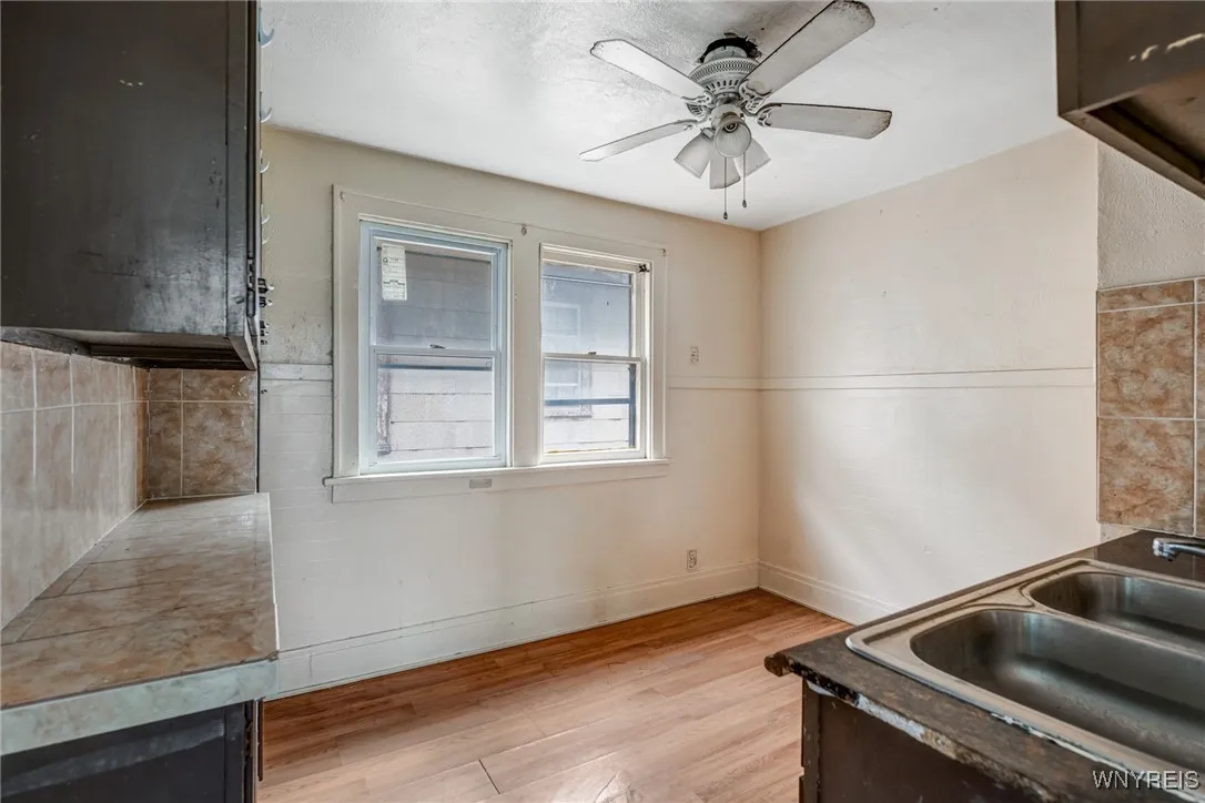 329 Jewett Avenue, Buffalo, New York 14214, Buffalo, New York 14214, 4 Bedrooms Bedrooms, ,4 BathroomsBathrooms,Residential,Closed,329 Jewett Avenue, Buffalo, New York 14214,0,B1605386