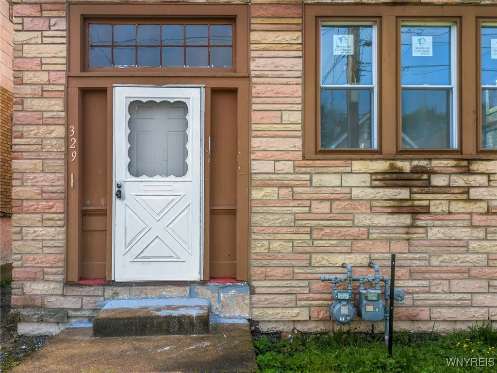 329 Jewett Avenue, Buffalo, New York 14214, Buffalo, New York 14214, 4 Bedrooms Bedrooms, ,4 BathroomsBathrooms,Residential,Closed,329 Jewett Avenue, Buffalo, New York 14214,0,B1605386