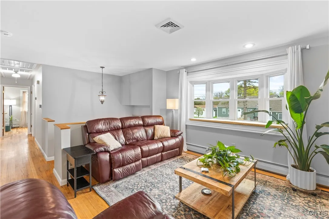 8619 Aitken Avenue, Whitestown, New York 13492, Whitestown, New York 13492, 3 Bedrooms Bedrooms, 3 Rooms Rooms,1 BathroomBathrooms,Residential,Closed,8619 Aitken Avenue, Whitestown, New York 13492,0,S1604825
