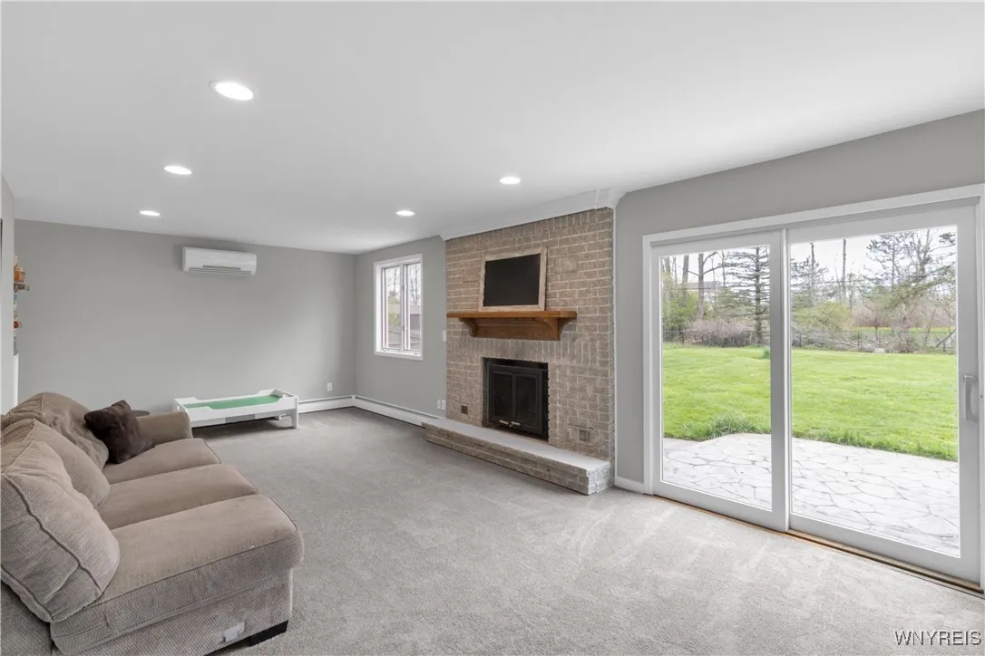 5153 Glenwood Drive, Clarence, New York 14221, Clarence, New York 14221, 4 Bedrooms Bedrooms, 9 Rooms Rooms,2 BathroomsBathrooms,Residential,Closed,5153 Glenwood Drive, Clarence, New York 14221,0,B1605432