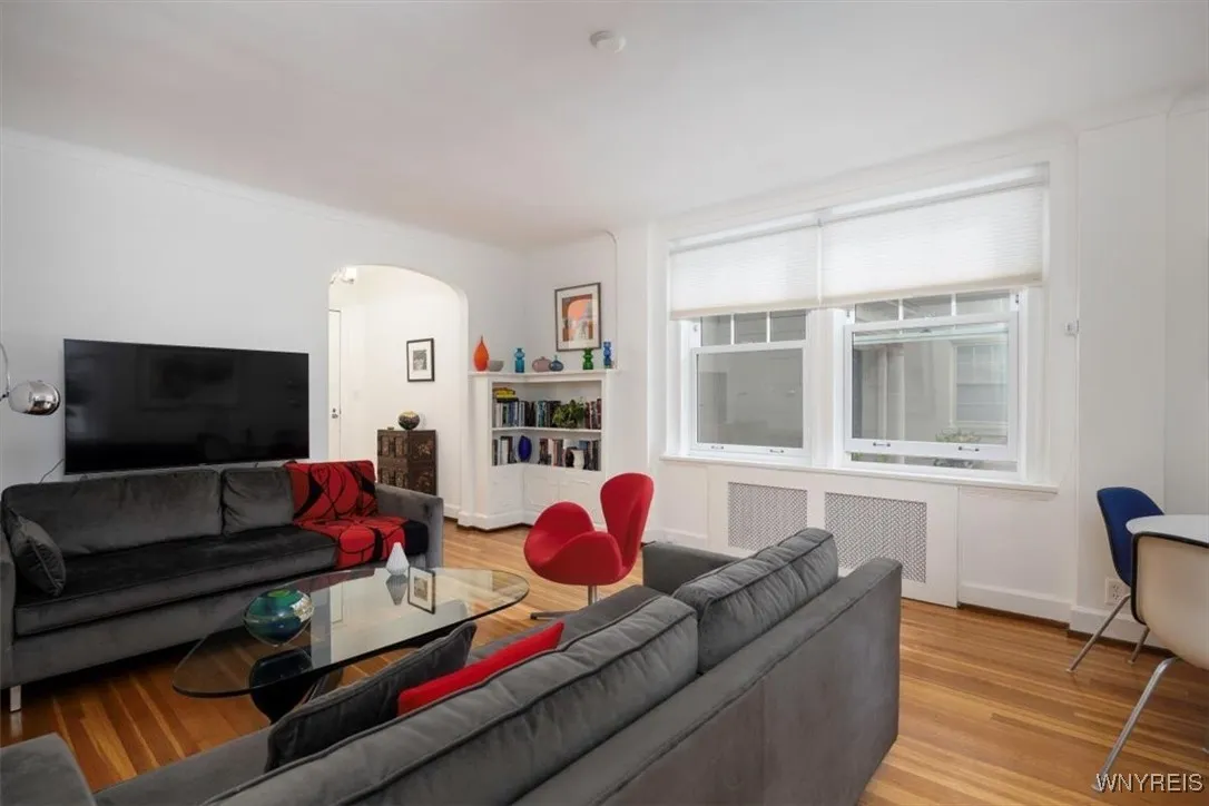 83 Bryant Street 1a, Buffalo, New York 14209, Buffalo, New York 14209, 2 Bedrooms Bedrooms, 5 Rooms Rooms,1 BathroomBathrooms,Residential,Closed,83 Bryant Street 1a, Buffalo, New York 14209,0,B1605477