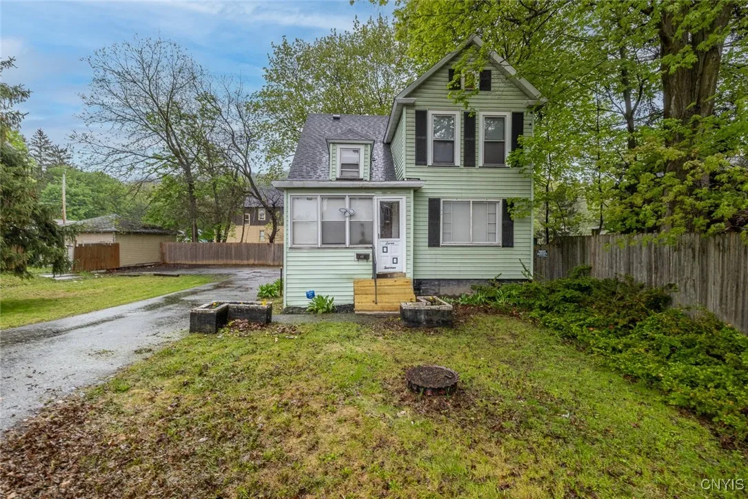 714 Valley Drive, Syracuse, New York 13207, Syracuse, New York 13207, 2 Bedrooms Bedrooms, 6 Rooms Rooms,1 BathroomBathrooms,Residential,Closed,714 Valley Drive, Syracuse, New York 13207,0,S1605231