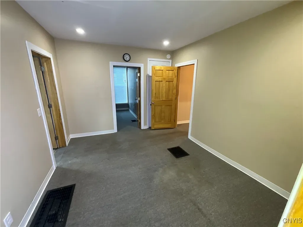812 State Street, Watertown-city, New York 13601, Watertown City, New York 13601, 6 Bedrooms Bedrooms, ,2 BathroomsBathrooms,Residential,Closed,812 State Street, Watertown-city, New York 13601,0,S1605530