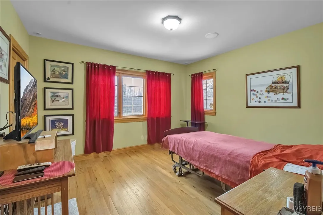 100 May Drive, Elma, New York 14059, Elma, New York 14059, 3 Bedrooms Bedrooms, 7 Rooms Rooms,3 BathroomsBathrooms,Residential,Closed,100 May Drive, Elma, New York 14059,0,B1605242