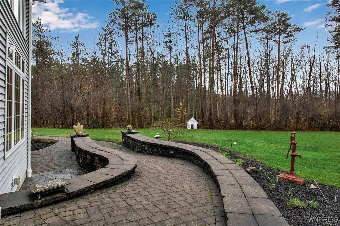 100 May Drive, Elma, New York 14059, Elma, New York 14059, 3 Bedrooms Bedrooms, 7 Rooms Rooms,3 BathroomsBathrooms,Residential,Closed,100 May Drive, Elma, New York 14059,0,B1605242