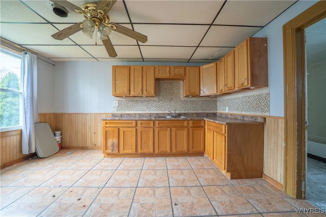 153 Ideal Street, Buffalo, New York 14206, Buffalo, New York 14206, 6 Bedrooms Bedrooms, ,2 BathroomsBathrooms,Residential,Closed,153 Ideal Street, Buffalo, New York 14206,0,B1604682