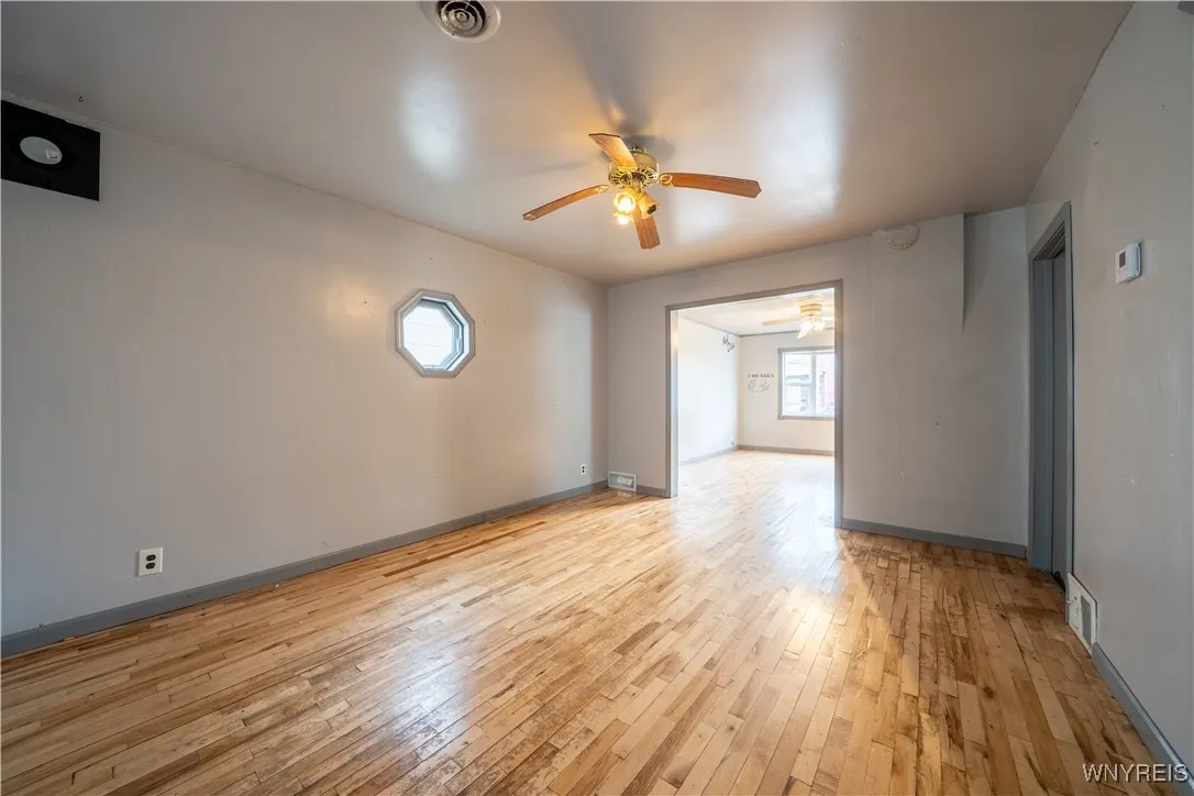 153 Ideal Street, Buffalo, New York 14206, Buffalo, New York 14206, 6 Bedrooms Bedrooms, ,2 BathroomsBathrooms,Residential,Closed,153 Ideal Street, Buffalo, New York 14206,0,B1604682