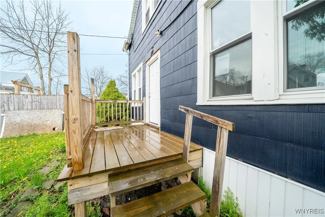 153 Ideal Street, Buffalo, New York 14206, Buffalo, New York 14206, 6 Bedrooms Bedrooms, ,2 BathroomsBathrooms,Residential,Closed,153 Ideal Street, Buffalo, New York 14206,0,B1604682