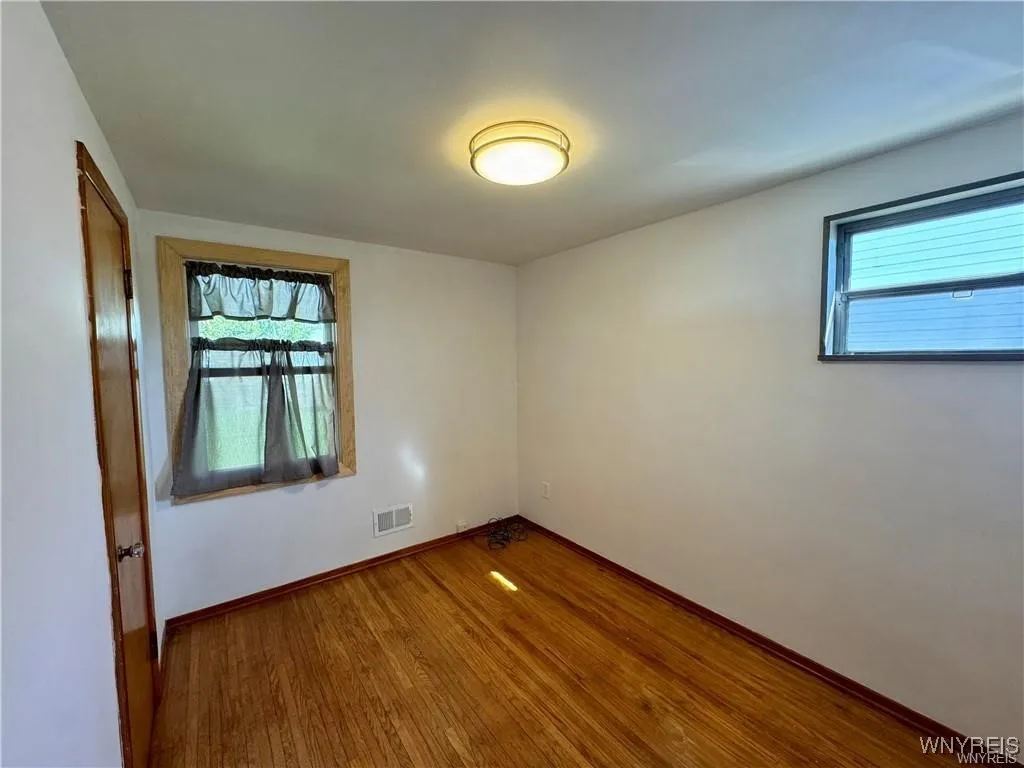88 Loretto Drive, Cheektowaga, New York 14225, Cheektowaga, New York 14225, 2 Bedrooms Bedrooms, 5 Rooms Rooms,1 BathroomBathrooms,Residential,Closed,88 Loretto Drive, Cheektowaga, New York 14225,0,B1605502