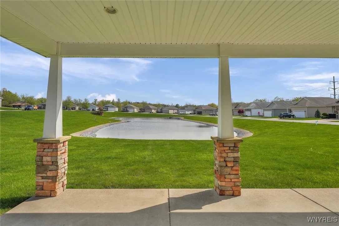 4740 Parker Road 5, Hamburg, New York 14075, Hamburg, New York 14075, 2 Bedrooms Bedrooms, 5 Rooms Rooms,2 BathroomsBathrooms,Residential,Closed,4740 Parker Road 5, Hamburg, New York 14075,0,B1604708