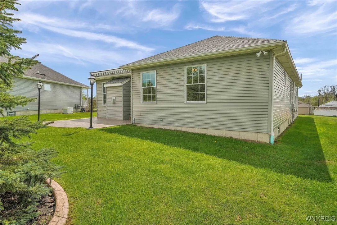 4740 Parker Road 5, Hamburg, New York 14075, Hamburg, New York 14075, 2 Bedrooms Bedrooms, 5 Rooms Rooms,2 BathroomsBathrooms,Residential,Closed,4740 Parker Road 5, Hamburg, New York 14075,0,B1604708