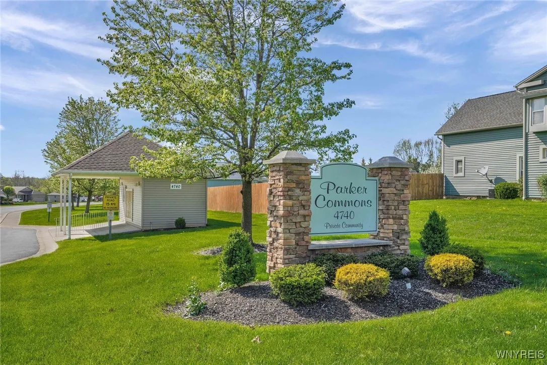 4740 Parker Road 5, Hamburg, New York 14075, Hamburg, New York 14075, 2 Bedrooms Bedrooms, 5 Rooms Rooms,2 BathroomsBathrooms,Residential,Closed,4740 Parker Road 5, Hamburg, New York 14075,0,B1604708