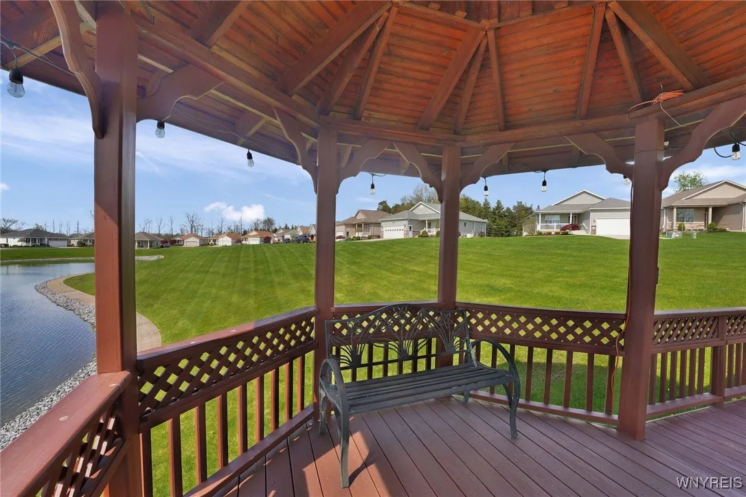 4740 Parker Road 5, Hamburg, New York 14075, Hamburg, New York 14075, 2 Bedrooms Bedrooms, 5 Rooms Rooms,2 BathroomsBathrooms,Residential,Closed,4740 Parker Road 5, Hamburg, New York 14075,0,B1604708