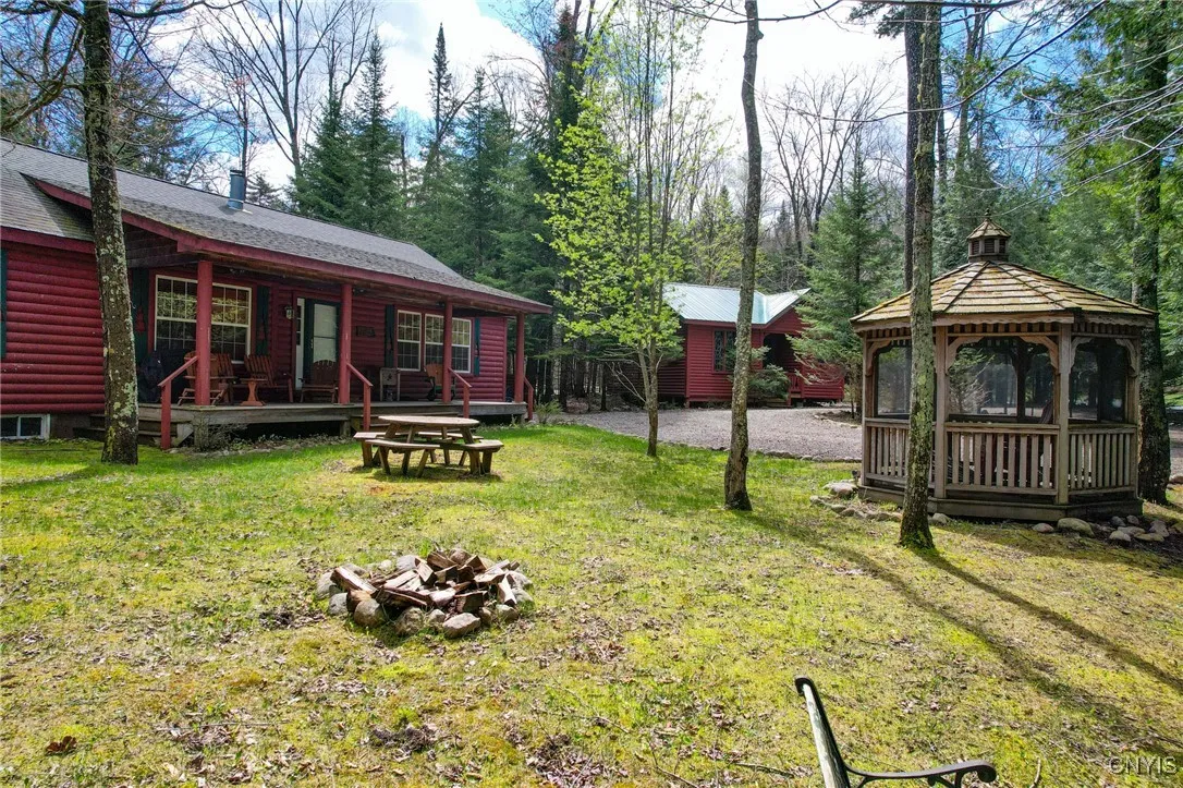 333 Green Bridge Road, Webb, New York 13420, Webb, New York 13420, 3 Bedrooms Bedrooms, 5 Rooms Rooms,2 BathroomsBathrooms,Residential,Closed,333 Green Bridge Road, Webb, New York 13420,0,S1604698