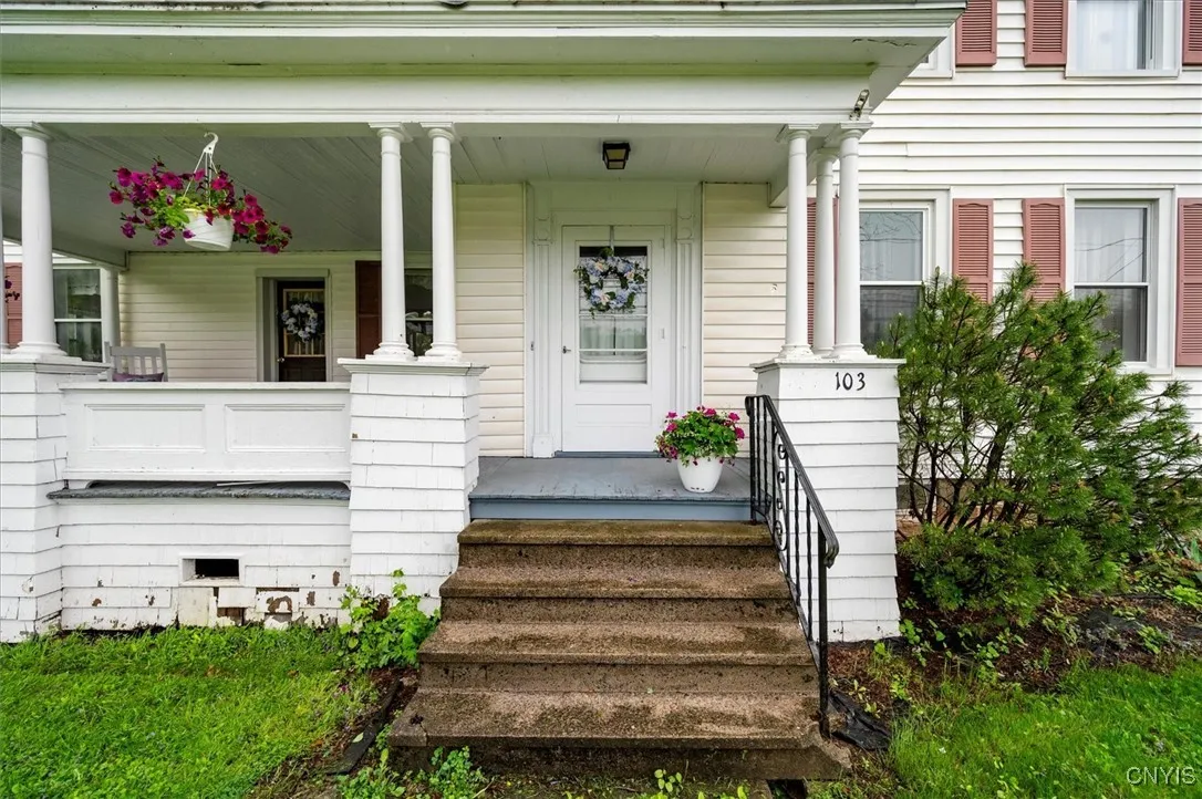 103 Utica Road, Kirkland, New York 13323, Kirkland, New York 13323, 4 Bedrooms Bedrooms, 8 Rooms Rooms,2 BathroomsBathrooms,Residential,Closed,103 Utica Road, Kirkland, New York 13323,0,S1605682