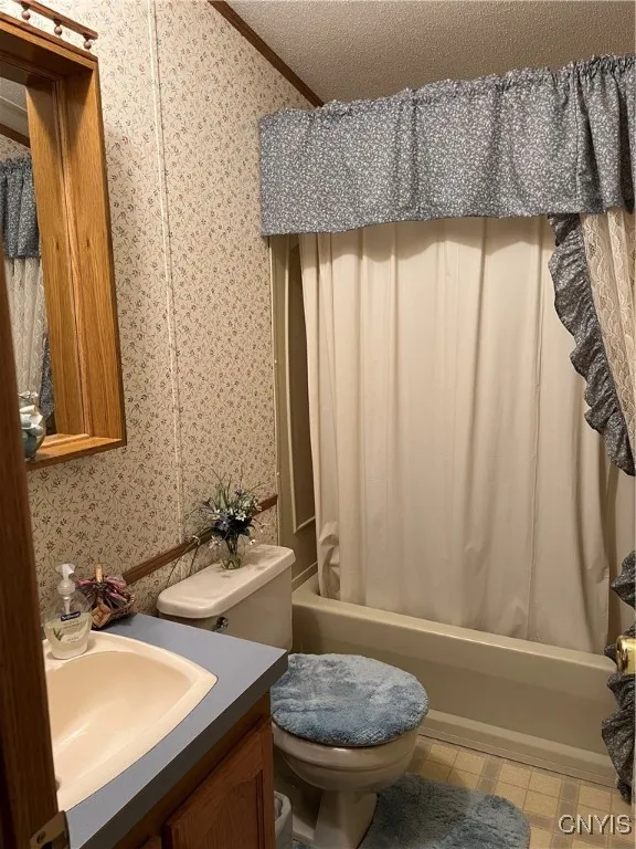 190 Lynx Drive, Fulton, New York 12149, Fulton, New York 12149, 3 Bedrooms Bedrooms, 8 Rooms Rooms,2 BathroomsBathrooms,Residential,Closed,190 Lynx Drive, Fulton, New York 12149,0,S1605710
