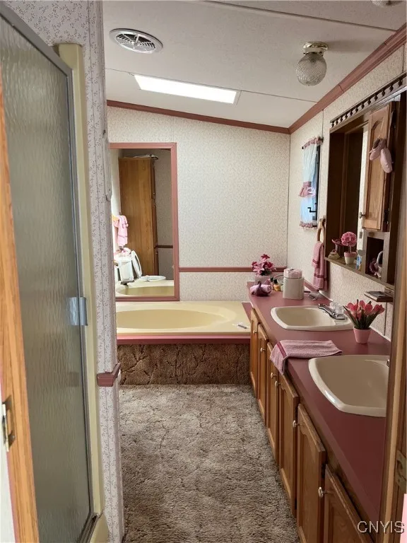 190 Lynx Drive, Fulton, New York 12149, Fulton, New York 12149, 3 Bedrooms Bedrooms, 8 Rooms Rooms,2 BathroomsBathrooms,Residential,Closed,190 Lynx Drive, Fulton, New York 12149,0,S1605710