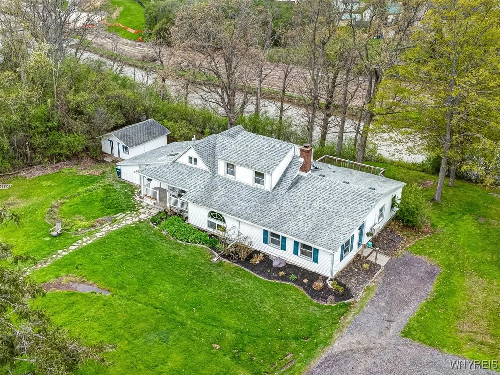 3179 West River Road, Grand Island, New York 14072, Grand Island, New York 14072, 4 Bedrooms Bedrooms, 14 Rooms Rooms,2 BathroomsBathrooms,Residential,For Sale,3179 West River Road, Grand Island, New York 14072,B1605610