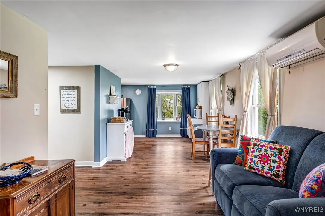 3179 West River Road, Grand Island, New York 14072, Grand Island, New York 14072, 4 Bedrooms Bedrooms, 14 Rooms Rooms,2 BathroomsBathrooms,Residential,For Sale,3179 West River Road, Grand Island, New York 14072,B1605610
