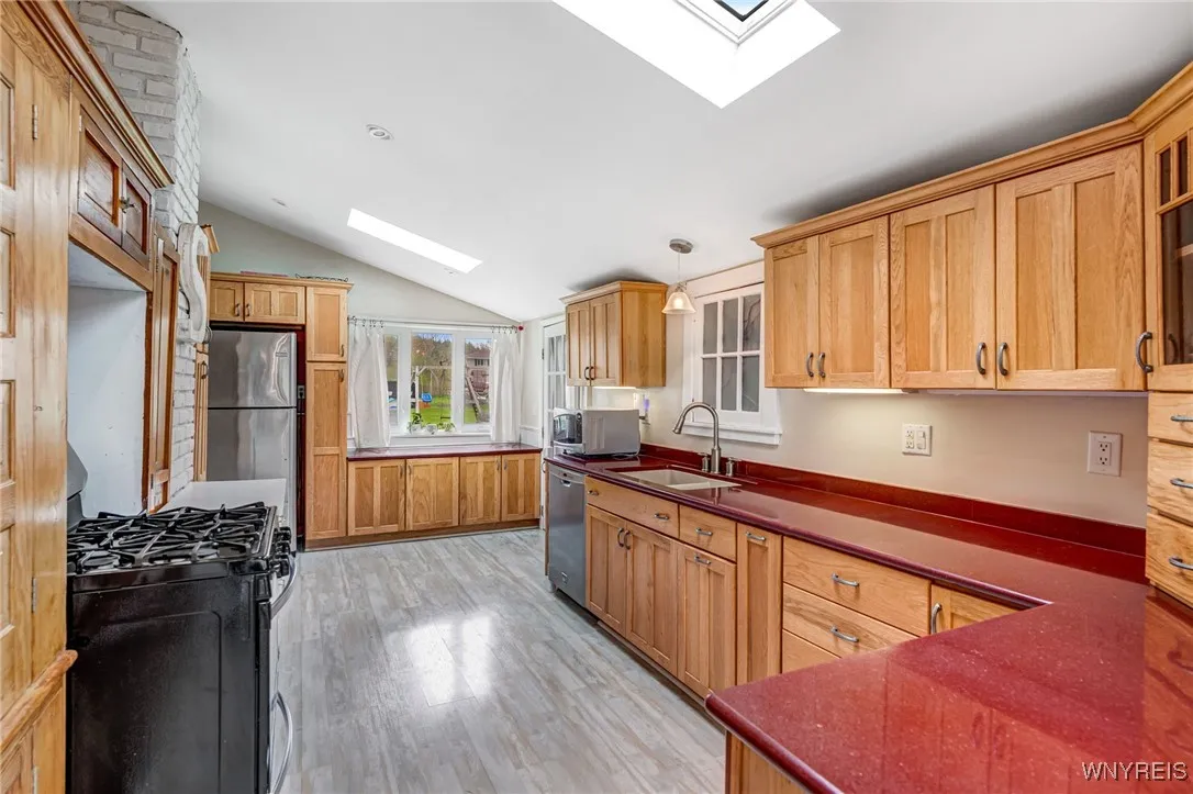 3179 West River Road, Grand Island, New York 14072, Grand Island, New York 14072, 4 Bedrooms Bedrooms, 14 Rooms Rooms,2 BathroomsBathrooms,Residential,For Sale,3179 West River Road, Grand Island, New York 14072,B1605610