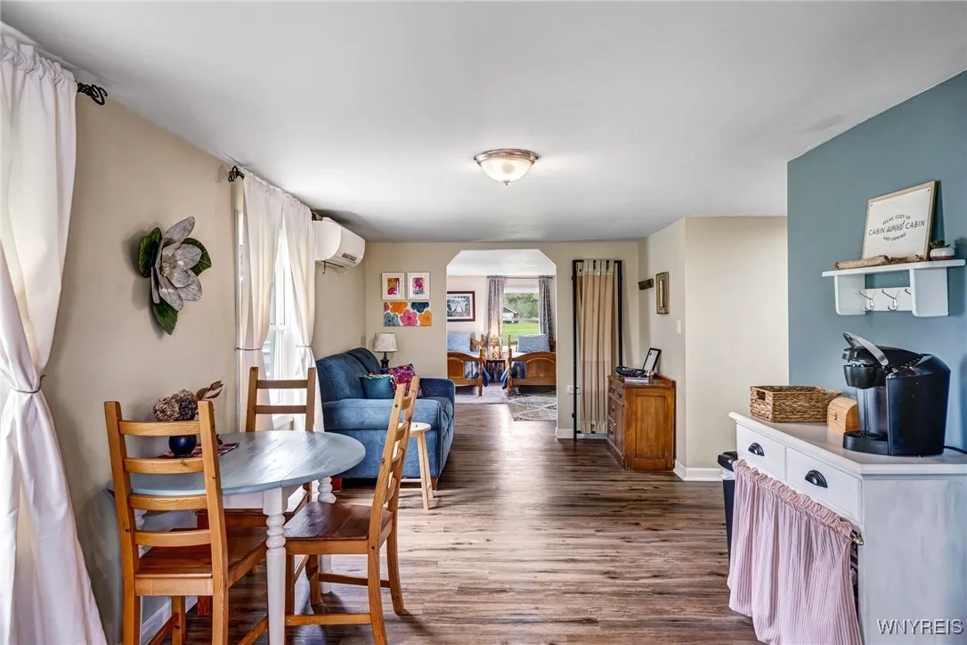 3179 West River Road, Grand Island, New York 14072, Grand Island, New York 14072, 4 Bedrooms Bedrooms, 14 Rooms Rooms,2 BathroomsBathrooms,Residential,For Sale,3179 West River Road, Grand Island, New York 14072,B1605610