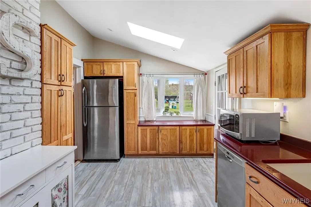 3179 West River Road, Grand Island, New York 14072, Grand Island, New York 14072, 4 Bedrooms Bedrooms, 14 Rooms Rooms,2 BathroomsBathrooms,Residential,For Sale,3179 West River Road, Grand Island, New York 14072,B1605610
