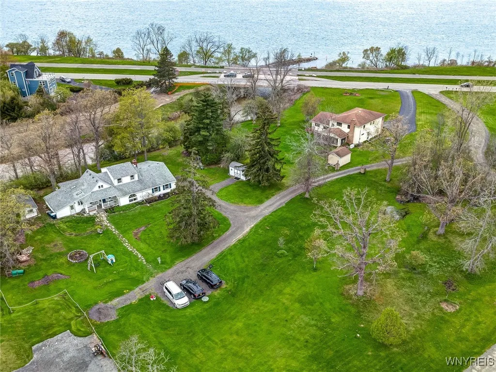 3179 West River Road, Grand Island, New York 14072, Grand Island, New York 14072, 4 Bedrooms Bedrooms, 14 Rooms Rooms,2 BathroomsBathrooms,Residential,For Sale,3179 West River Road, Grand Island, New York 14072,B1605610