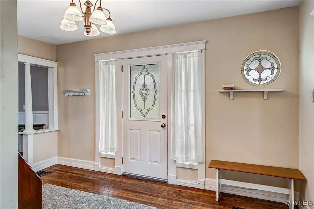 3179 West River Road, Grand Island, New York 14072, Grand Island, New York 14072, 4 Bedrooms Bedrooms, 14 Rooms Rooms,2 BathroomsBathrooms,Residential,For Sale,3179 West River Road, Grand Island, New York 14072,B1605610