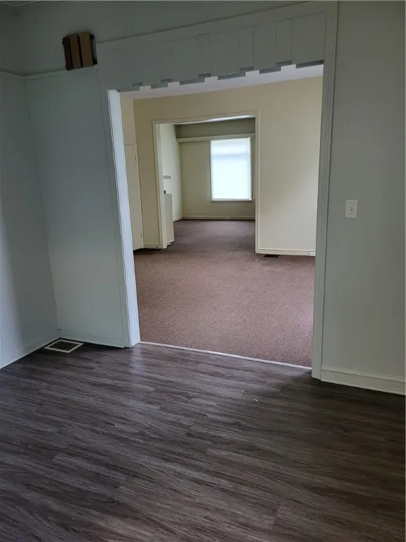 501 Grove Street A, Elmira-city, New York 14905, Elmira City, New York 14905, 3 Bedrooms Bedrooms, 6 Rooms Rooms,1 BathroomBathrooms,Residential Lease,Closed,501 Grove Street A, Elmira-city, New York 14905,0,R1605635