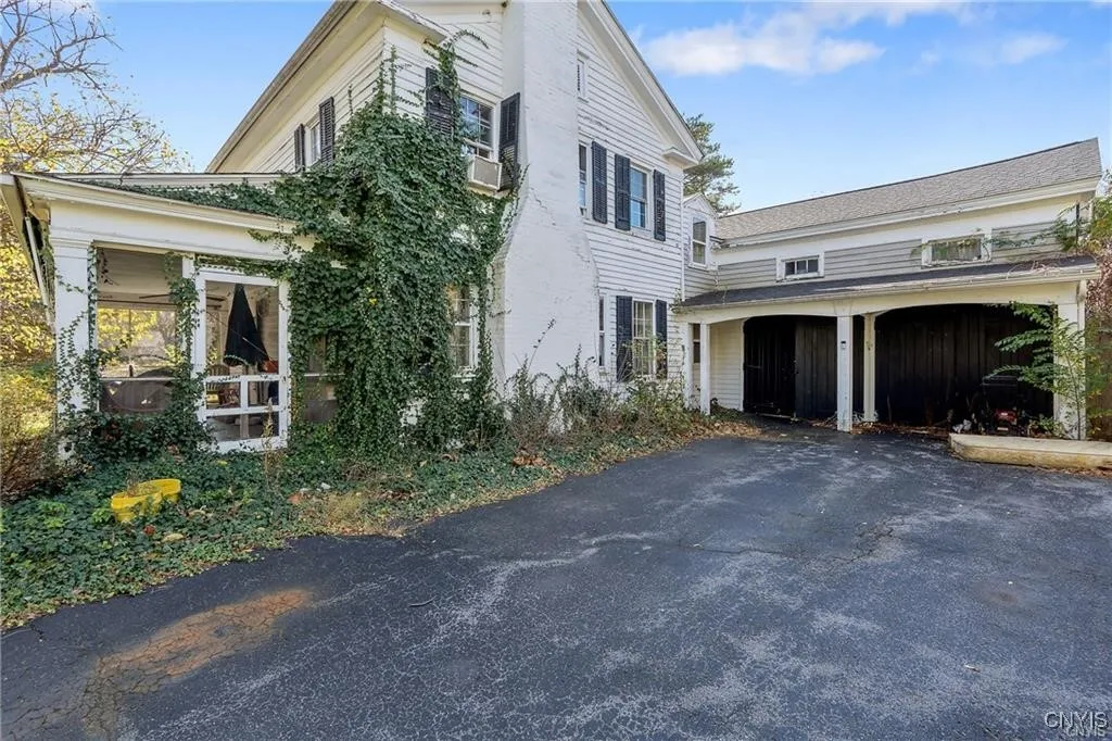 4909 South Avenue, Onondaga, New York 13215, Onondaga, New York 13215, 5 Bedrooms Bedrooms, 10 Rooms Rooms,2 BathroomsBathrooms,Residential,Closed,4909 South Avenue, Onondaga, New York 13215,0,S1605932