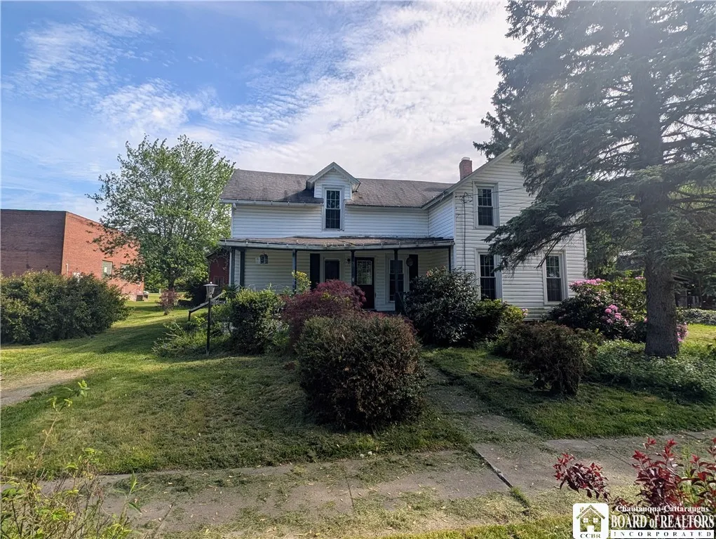 6 Kinney Street, Portland, New York 14716, Portland, New York 14716, 5 Bedrooms Bedrooms, 11 Rooms Rooms,1 BathroomBathrooms,Residential,Closed,6 Kinney Street, Portland, New York 14716,0,R1605139