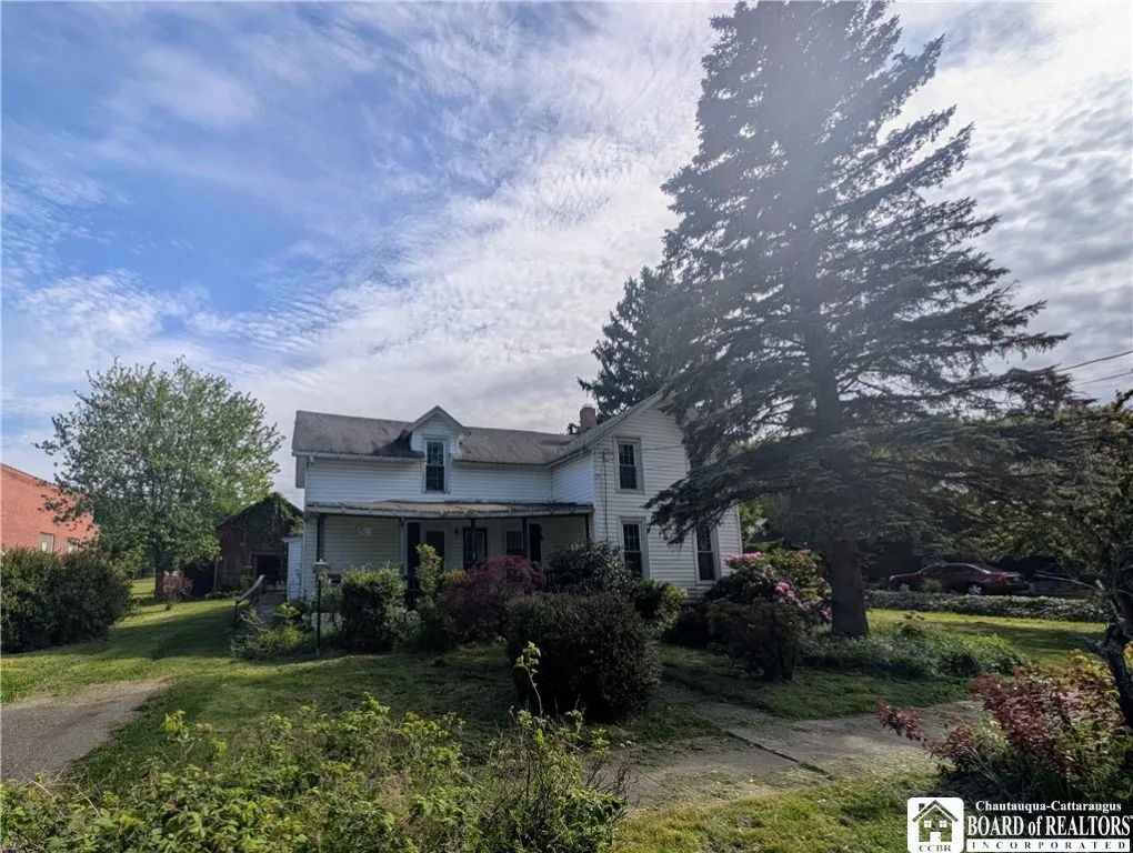 6 Kinney Street, Portland, New York 14716, Portland, New York 14716, 5 Bedrooms Bedrooms, 11 Rooms Rooms,1 BathroomBathrooms,Residential,Closed,6 Kinney Street, Portland, New York 14716,0,R1605139