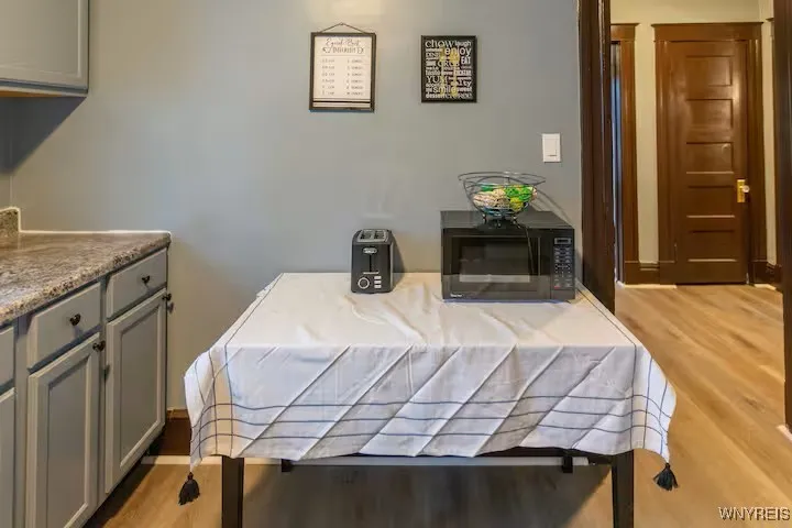 1970 Whitney Avenue, Niagara Falls, New York 14301, Niagara Falls, New York 14301, 3 Bedrooms Bedrooms, ,2 BathroomsBathrooms,Residential,Closed,1970 Whitney Avenue, Niagara Falls, New York 14301,0,B1605953