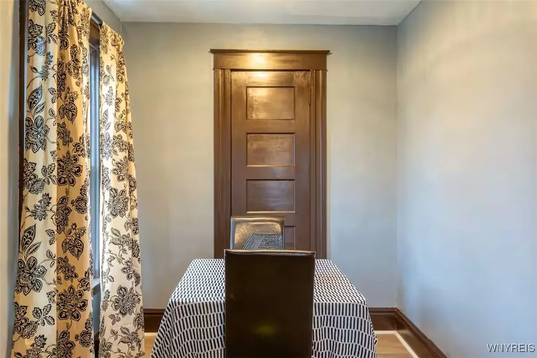 1970 Whitney Avenue, Niagara Falls, New York 14301, Niagara Falls, New York 14301, 3 Bedrooms Bedrooms, ,2 BathroomsBathrooms,Residential,Closed,1970 Whitney Avenue, Niagara Falls, New York 14301,0,B1605953