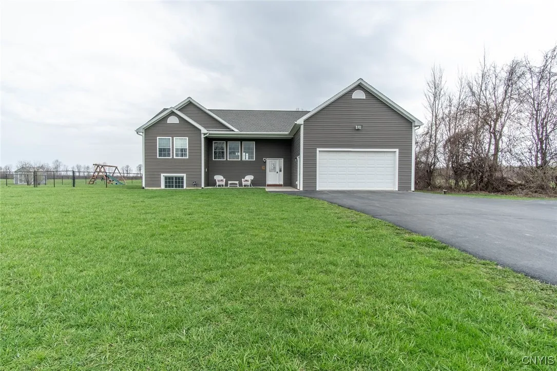 28035 County Route 32, Le Ray, New York 13637, Le Ray, New York 13637, 5 Bedrooms Bedrooms, 12 Rooms Rooms,3 BathroomsBathrooms,Residential,Closed,28035 County Route 32, Le Ray, New York 13637,0,S1600025