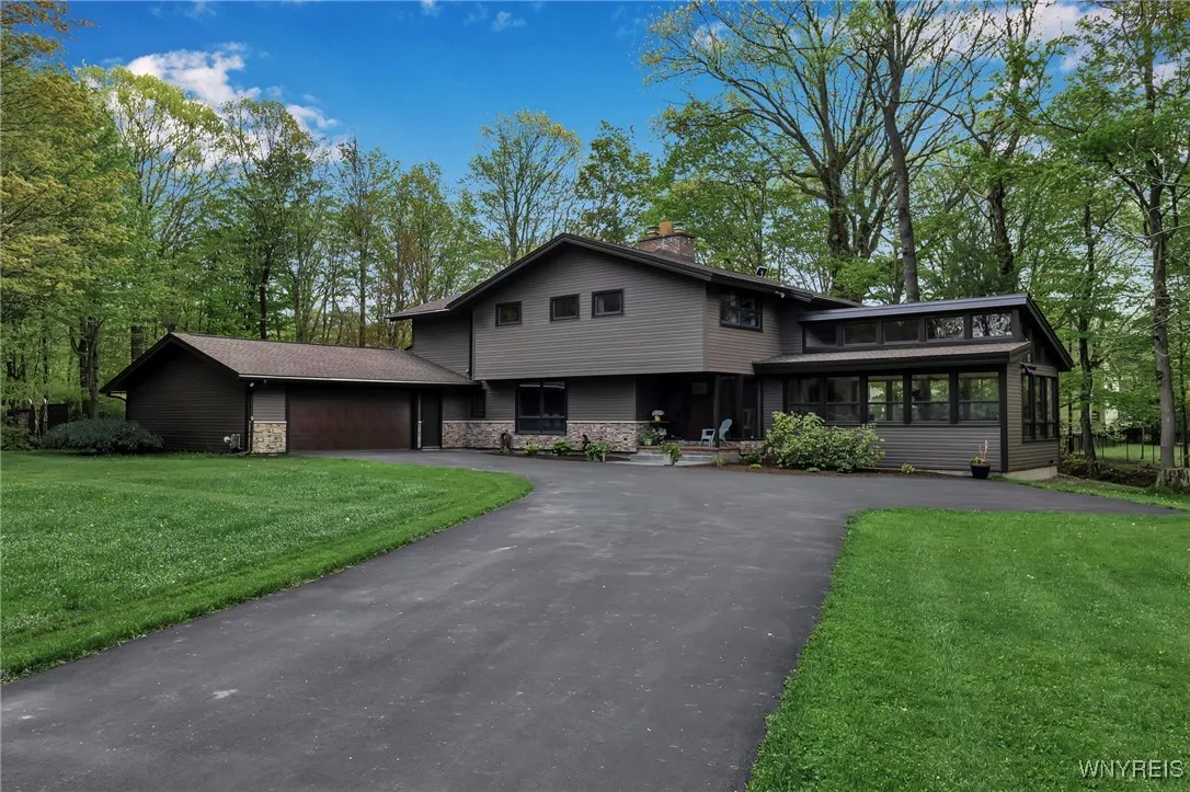 6 Lennys Lane, Orchard Park, New York 14127, Orchard Park, New York 14127, 4 Bedrooms Bedrooms, 11 Rooms Rooms,2 BathroomsBathrooms,Residential,Closed,6 Lennys Lane, Orchard Park, New York 14127,0,B1605880